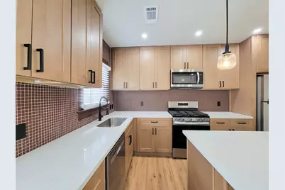 1847 Harvard #3, Houston, TX 77008 - Photo 13