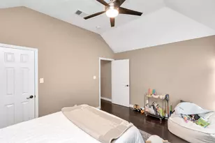 3210 Shadowwalk Dr, Houston, TX 77082 - Photo 19