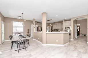 3210 Shadowwalk Dr, Houston, TX 77082 - Photo 9