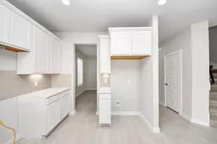 14818 Diamond Dove Ln, Houston, TX 77049 - Photo 11