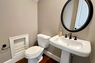 1818 Edwards St, Houston, TX 77007 - Photo 9