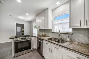 6215 Queensloch Dr, Houston, TX 77096 - Photo 13