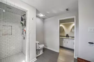 6215 Queensloch Dr, Houston, TX 77096 - Photo 25