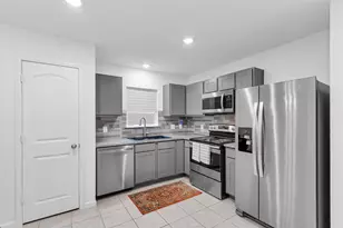 26698 Pools Creek Dr, Huntsville, TX 77320 - Photo 7