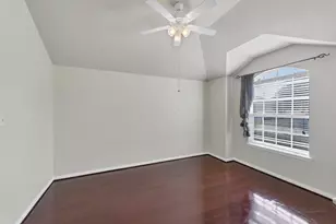 19454 Plantation Cove Ln, Katy, TX 77449 - Photo 9