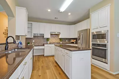 12806 Wandering Streams Drive, Tomball, TX 77377 - Photo 15