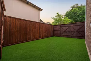 4900 Cedar St, Bellaire, TX 77401 - Photo 35