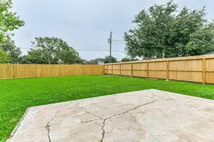 104 Brigadoon Ln, Friendswood, TX 77546 - Photo 17