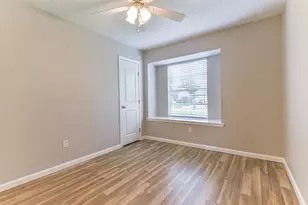 104 Brigadoon Ln, Friendswood, TX 77546 - Photo 13