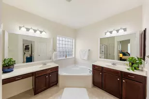 13106 Hampton Bay Dr, Pearland, TX 77584 - Photo 19