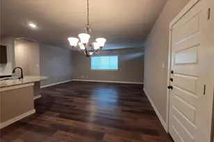 9737 Grosbeak Ln, Magnolia, TX 77354 - Photo 5