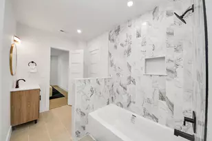 1111 E 27th St, Houston, TX 77009 - Photo 31
