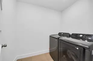 1111 E 27th St, Houston, TX 77009 - Photo 33