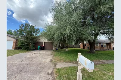 5122 Pepper Mill Street, Baytown, TX 77521 - Photo 1