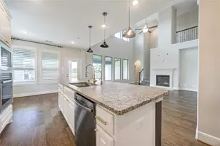 3204 Rose Creek Ln, League City, TX 77573 - Photo 13