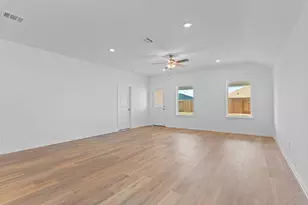 9023 Shady Cabana Wy, Iowa Colony, TX 77583 - Photo 15