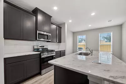 2107 Spring Hollow Drive, Baytown, TX 77521 - Photo 13