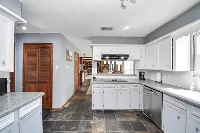 16406 Shady Elms Drive, Houston, TX 77059 - Photo 9