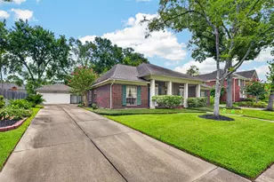 15327 Willow Shores Dr, Houston, TX 77062 - Photo 3
