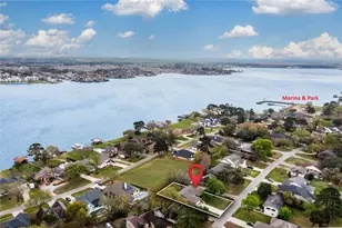 9898 Twin Shores Dr, Willis, TX 77318 - Photo 35