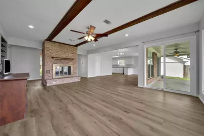 9898 Twin Shores Drive, Willis, TX 77318 - Photo 7