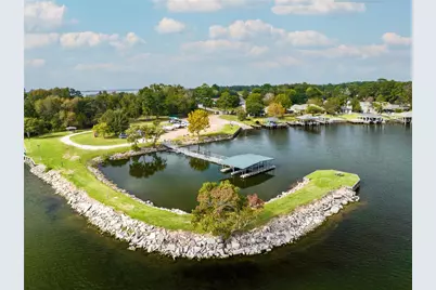 9898 Twin Shores Drive, Willis, TX 77318 - Photo 39