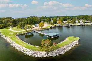 9898 Twin Shores Dr, Willis, TX 77318 - Photo 39