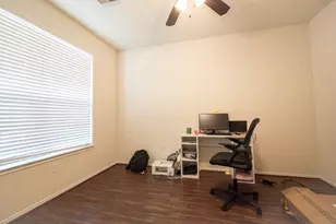 1414 S Maple Dr, Katy, TX 77493 - Photo 3