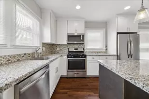 121 North St, Houston, TX 77009 - Photo 7