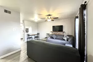 4111 Lark Ln, Houston, TX 77025 - Photo 3