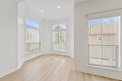 208 Hawthorne Street #A, Houston, TX 77006 - Photo 17