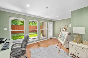 1113 Gross St, Houston, TX 77019 - Photo 9