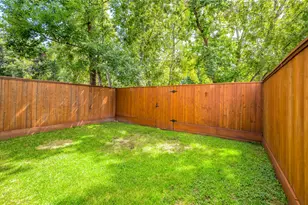 1113 Gross St, Houston, TX 77019 - Photo 3