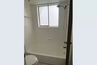 1603 W Main Street #6, Houston, TX 77006 - Photo 9