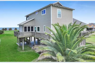 2139 Gulf, Crystal Beach, TX 77650 - Photo 7