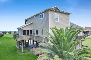 2139 Gulf, Crystal Beach, TX 77650 - Photo 7