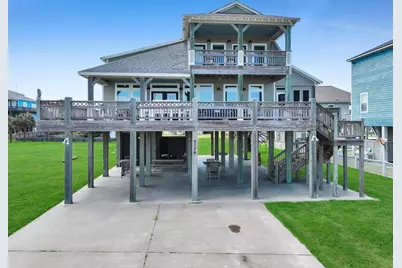 2139 Gulf, Crystal Beach, TX 77650 - Photo 3
