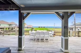2139 Gulf, Crystal Beach, TX 77650 - Photo 11