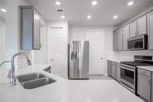 3114 Trishelle Ct, Missouri City, TX 77459 - Photo 9