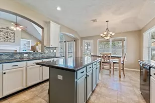 31231 Majestic Park Ln, Spring, TX 77386 - Photo 13