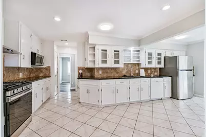 7 Gulf Lane, Galveston, TX 77550 - Photo 9