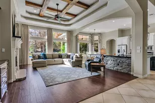 15601 Crown Oaks Dr, Montgomery, TX 77316 - Photo 7