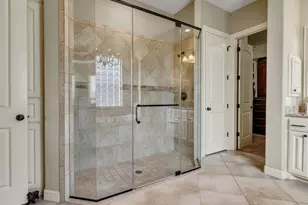 15601 Crown Oaks Dr, Montgomery, TX 77316 - Photo 23