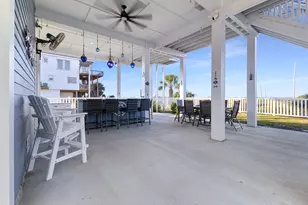 22520 Bay Point Dr, Galveston, TX 77554 - Photo 21