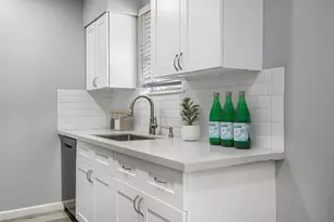 415 Bellmar Ln, Friendswood, TX 77546 - Photo 11