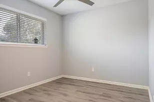 415 Bellmar Ln, Friendswood, TX 77546 - Photo 31