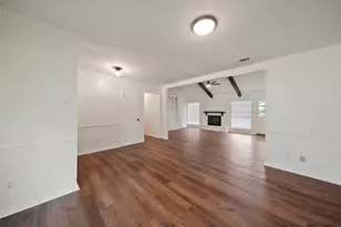 719 Thornwood Dr, Shenandoah, TX 77381 - Photo 7