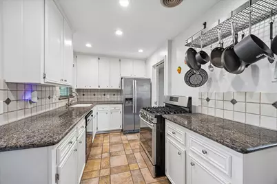 6306 Woodbrook Lane, Houston, TX 77008 - Photo 7