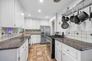 6306 Woodbrook Ln, Houston, TX 77008 - Photo 7