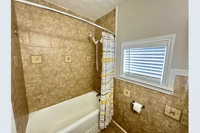 1701 17th Street #D, Galveston, TX 77550 - Photo 13